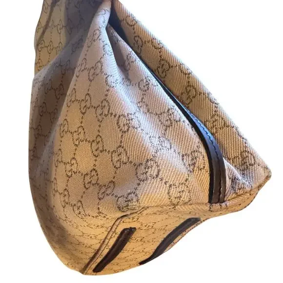 Auth. Vintage Gucci Tan GG Canvas Tote Shoulder Bag